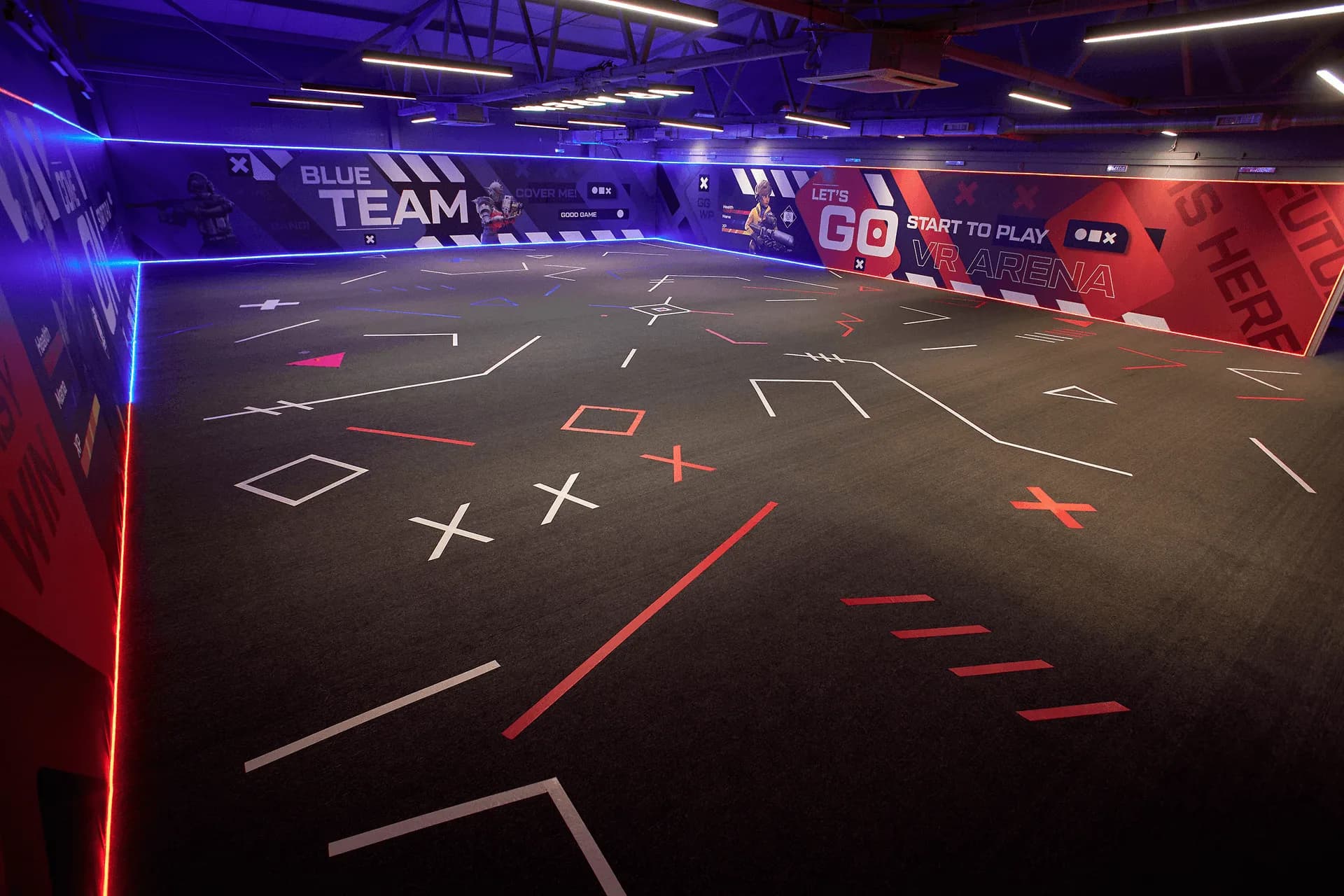 Pampa’s free-roam VR arena floor lit in red and blue